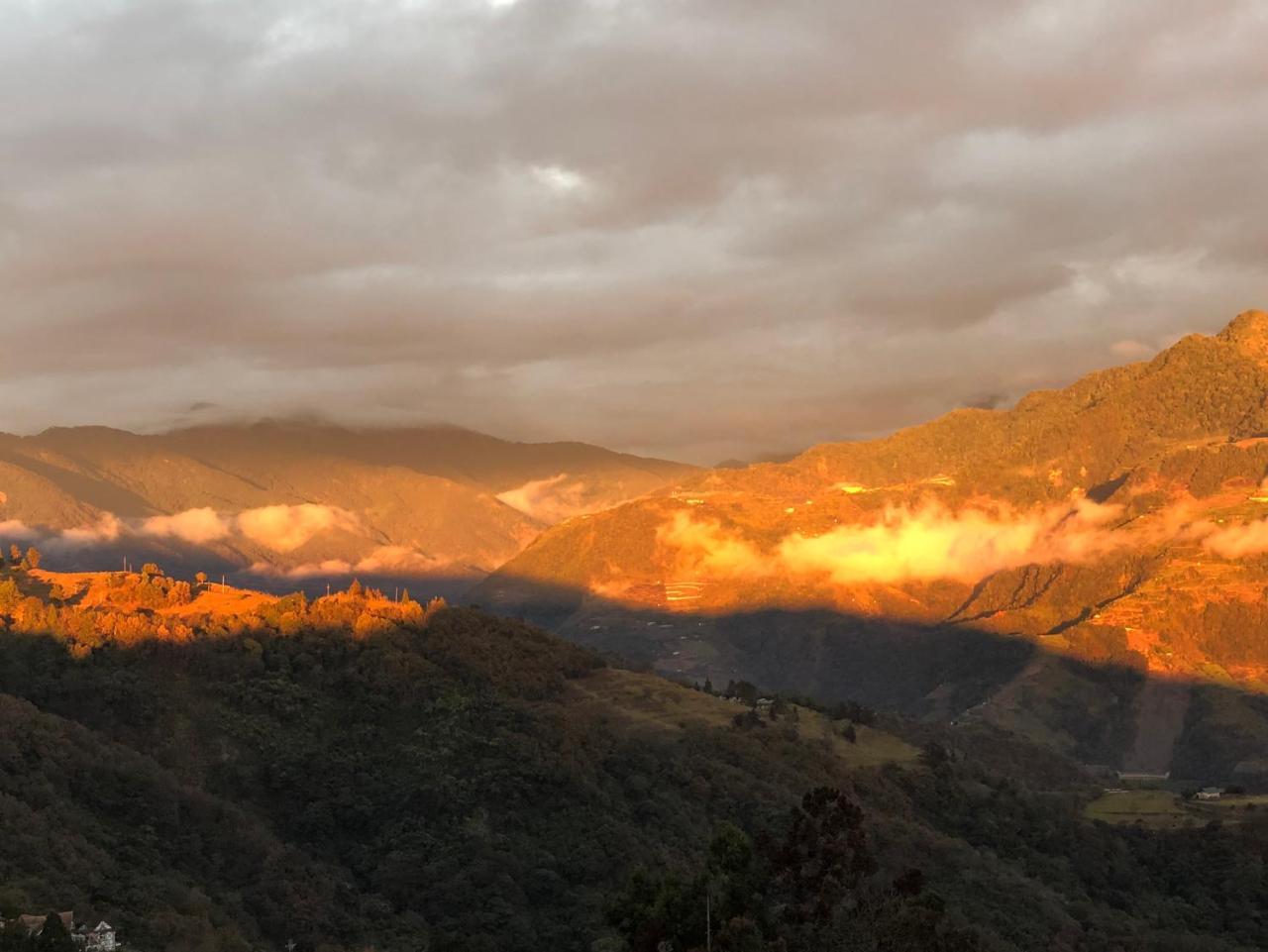 Yun Meng Xianjing Homestay Renai Buitenkant foto